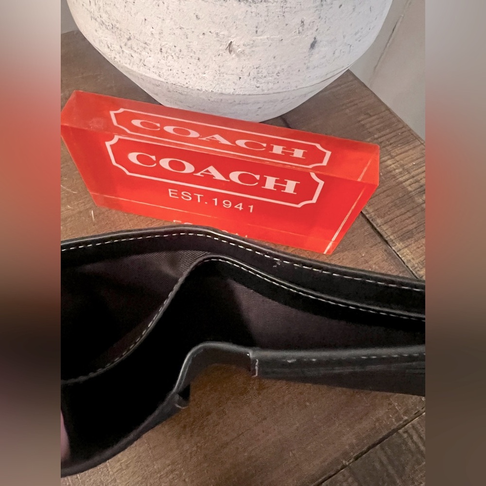 Coach Men’s Wallet (Star Print) - Picture 7 of 9